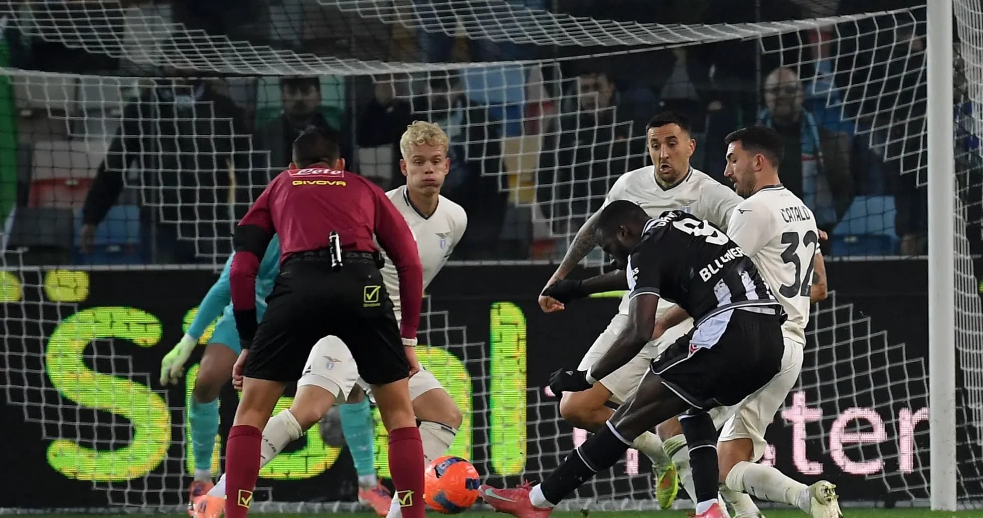 Acción en el partido Lazio contra Udinese