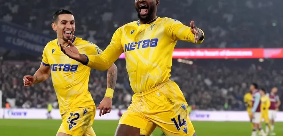 Jugadores de Crystal Palace celebrando un gol