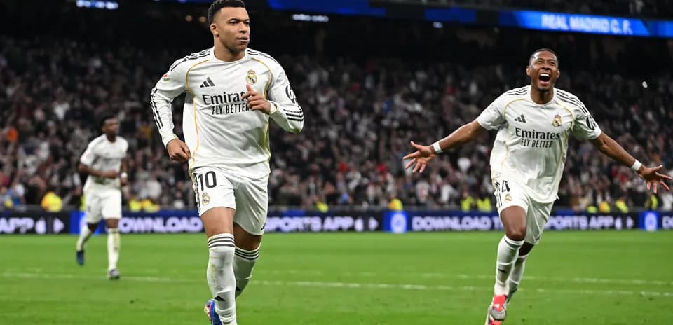 Jugadores de Real Madrid celebrando un gol