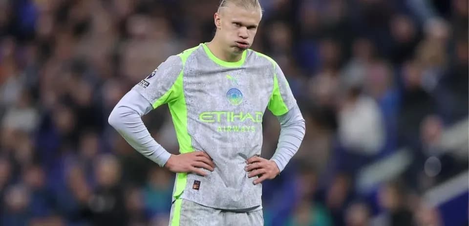 Jugador de Manchester City en partido de fútbol