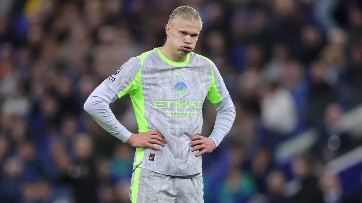 Jugador de Manchester City en partido de fútbol