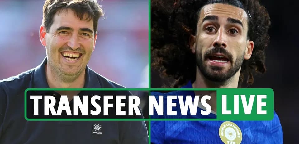 Entrenador y jugador durante noticias de transferencias