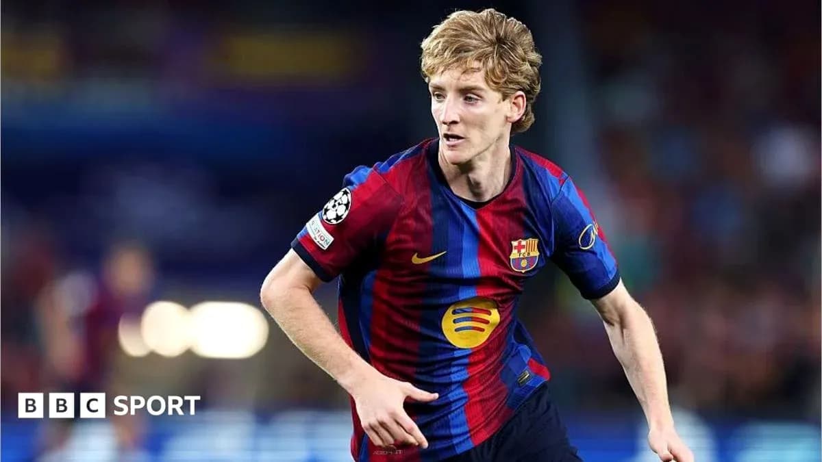 Jugador de Barcelona corriendo en el campo de juego