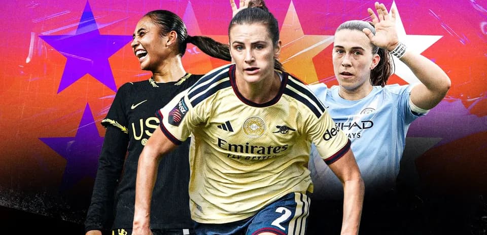 Tres jugadoras de fútbol en acción con fondos coloridos