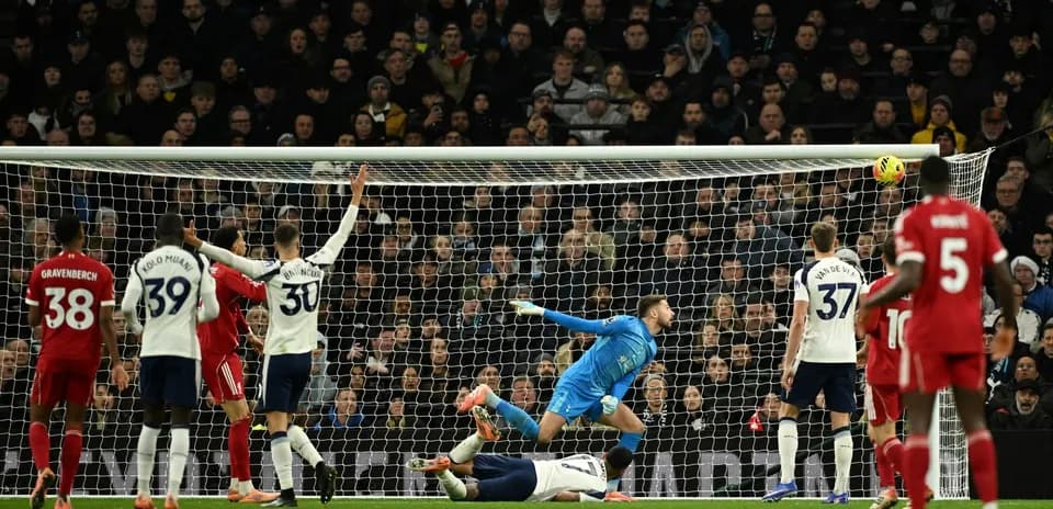Gol de Liverpool contra Tottenham en Premier League