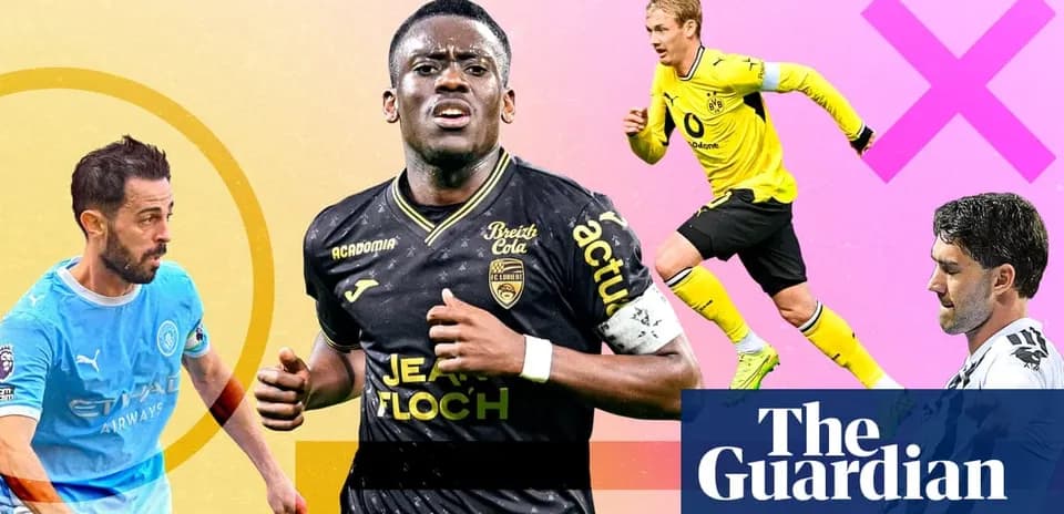 Jugadores de fútbol en acción con fondo colorido