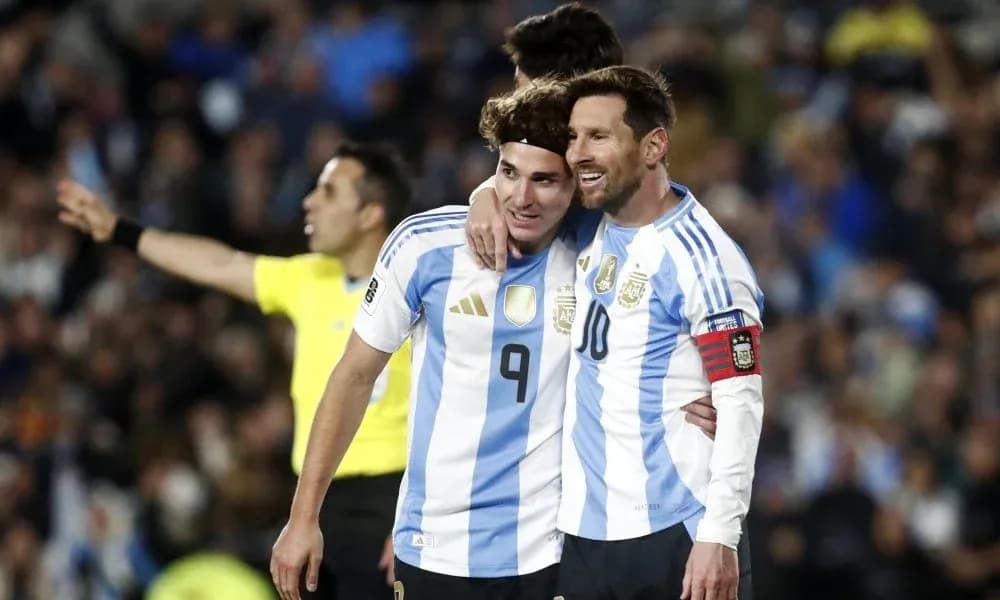 Jugadores de Argentina celebrando un gol en partido