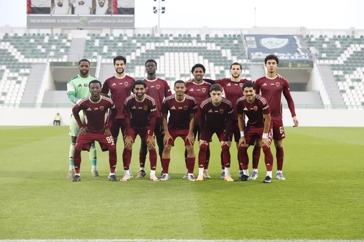 Equipo de Al Wahda U23 en el campo