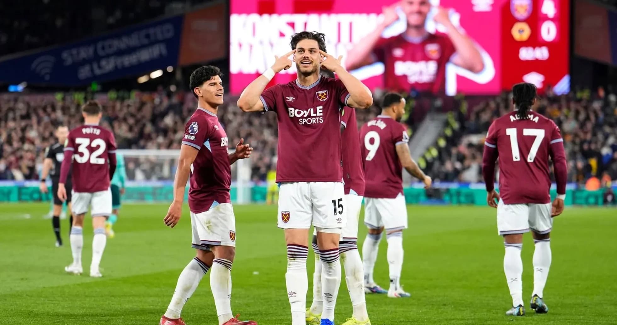 Jugadores de West Ham celebrando un gol