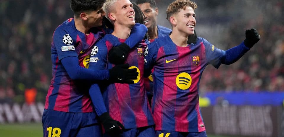 Football illustration used for match coverage - lnlpqehr.jpg