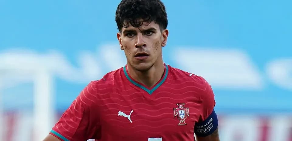 Jugador de Portugal en el campo durante un partido