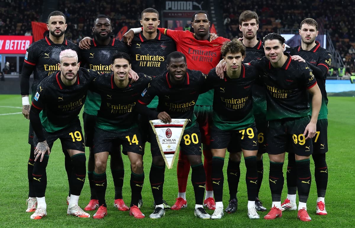 AC Milan vs. Verona: Análisis del Partido en el Meazza.jpg