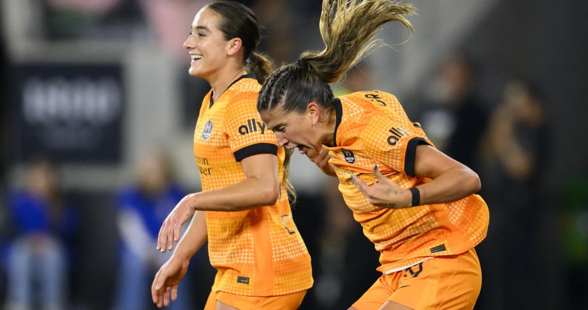 Jugadoras del Houston Dash celebrando un gol