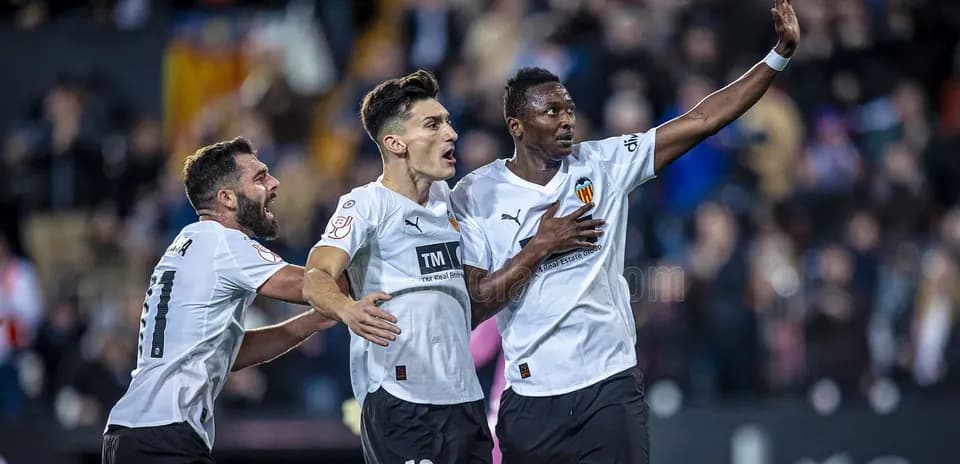 Jugadores del Valencia celebrando un gol