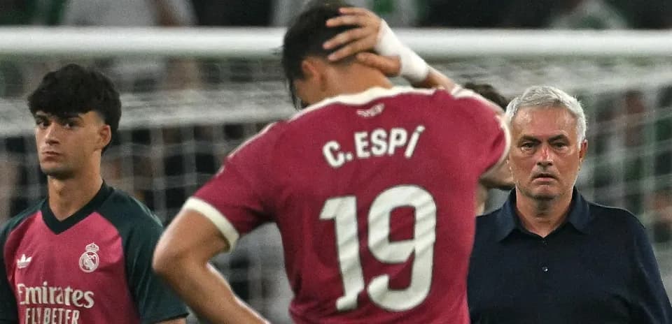 Jugadores de Real Madrid tras un partido con Mourinho