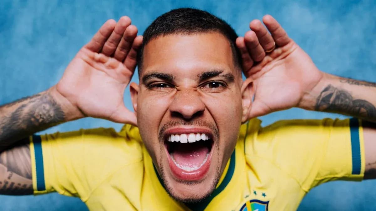 Jugador de Brasil haciendo un gesto divertido