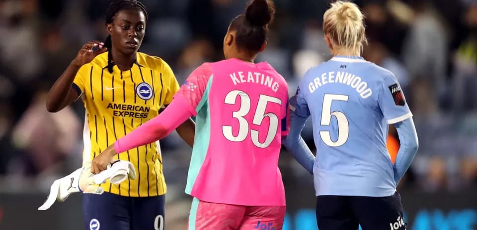 Jugadoras de Brighton y Manchester City en el partido