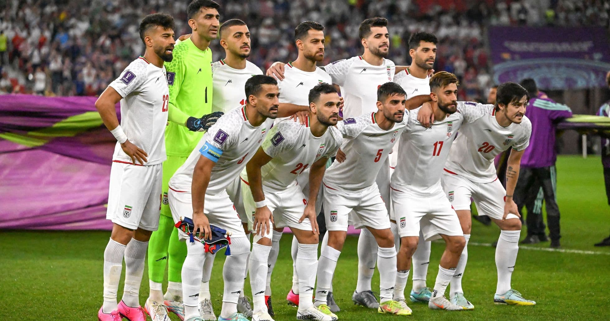 Equipo de Irán posando antes del partido