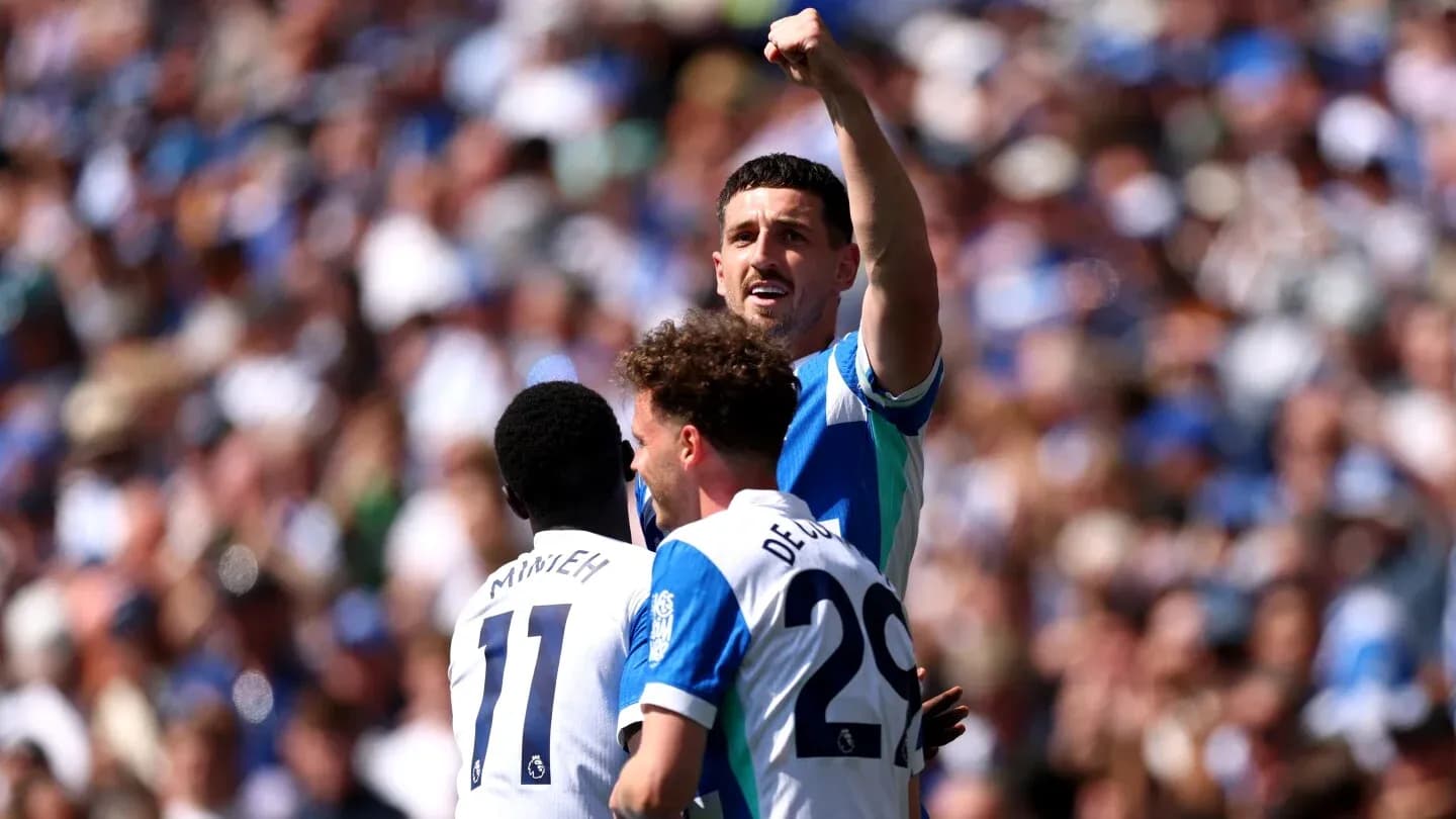 Jugadores de Brighton celebrando un gol