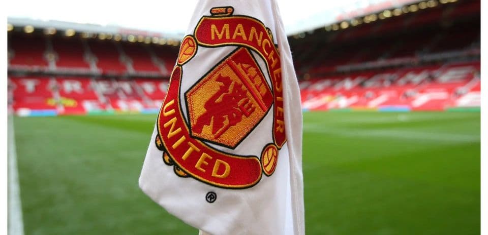 Bandera de esquina con escudo de Manchester United