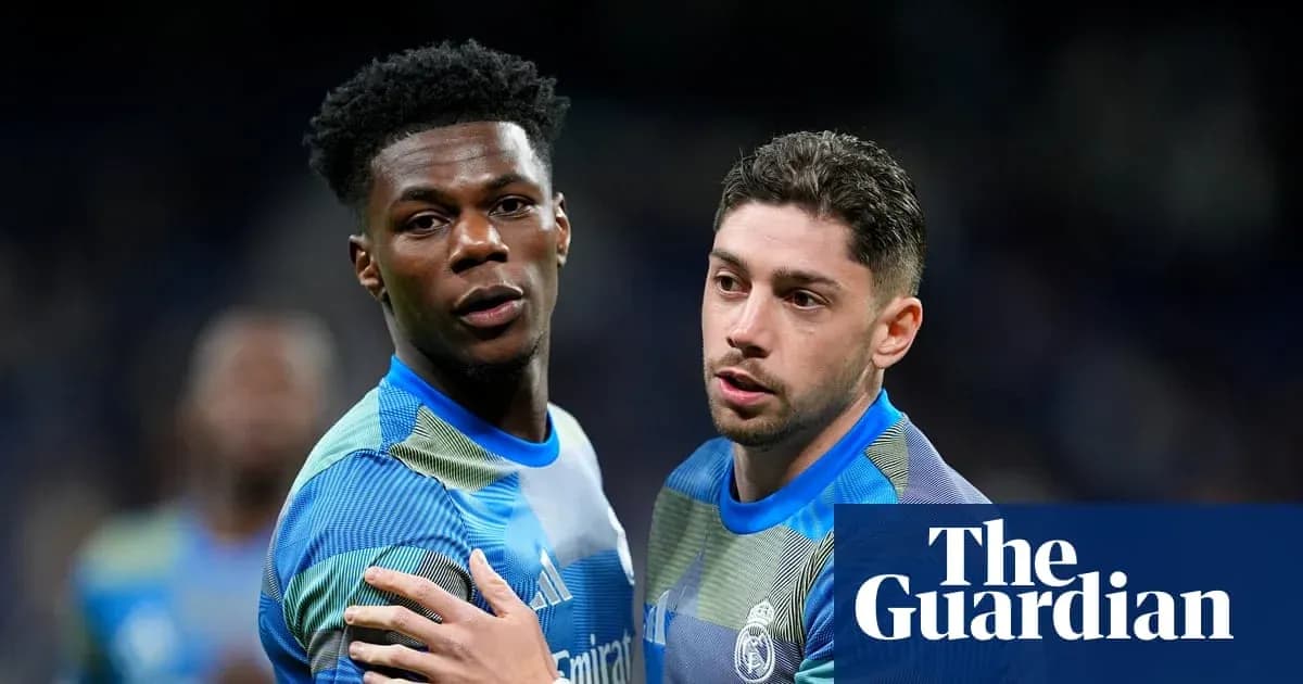 Dos jugadores de Real Madrid en el campo