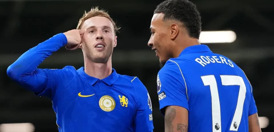 Jugadores de Chelsea celebrando un gol en partido