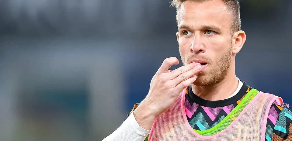 Jugador de Juventus en calentamiento antes del partido