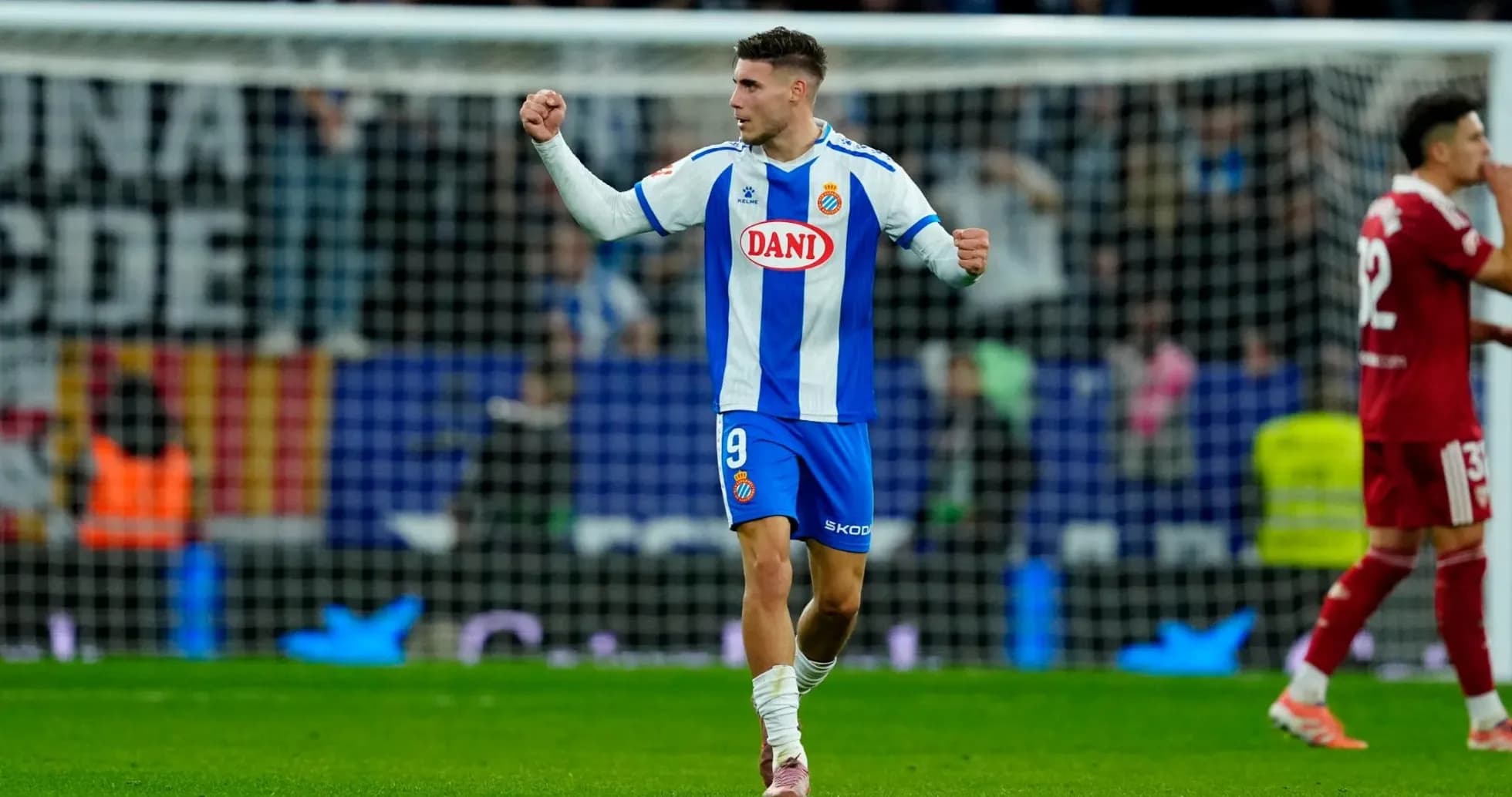 Jugador del Espanyol celebrando un gol