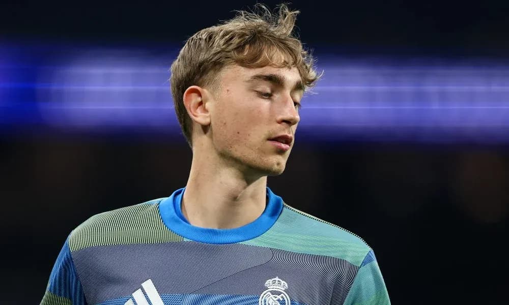 Portero del Real Madrid durante el calentamiento