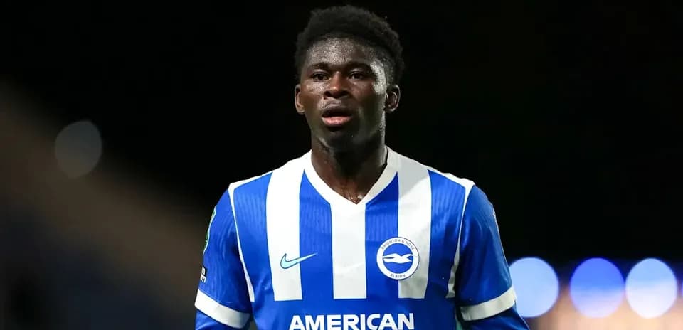 Jugador de Brighton & Hove Albion en el campo