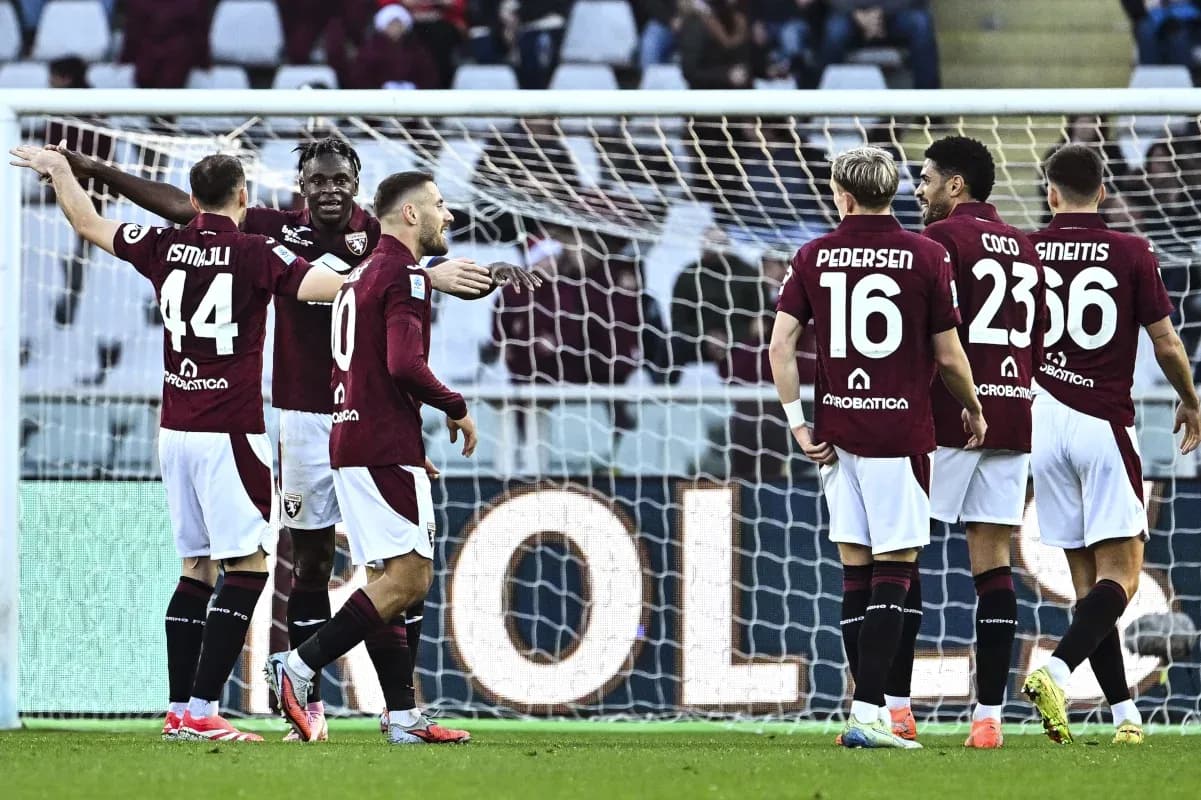 Jugadores del Torino celebrando un gol