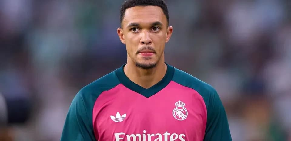 Jugador de Real Madrid en uniforme de entrenamiento