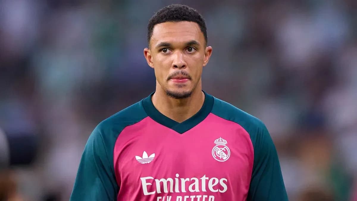Jugador de Real Madrid en uniforme de entrenamiento