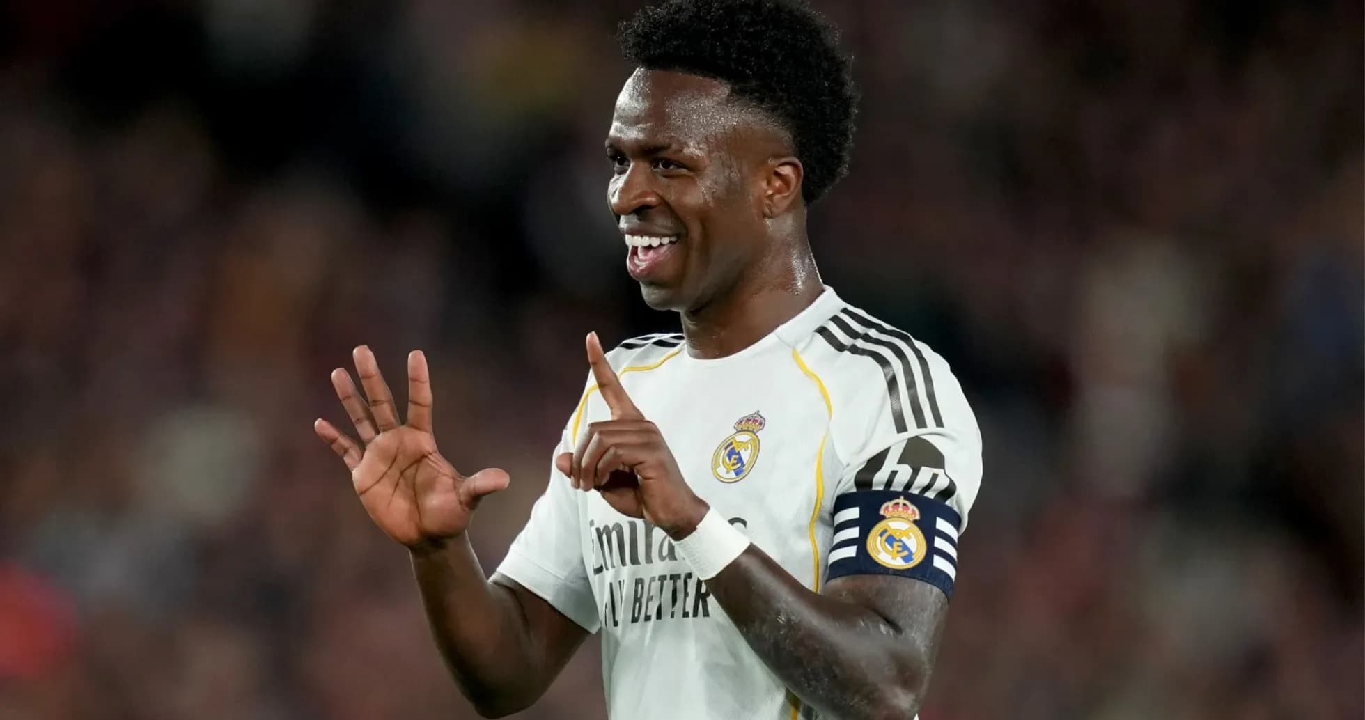 Vinícius Jr. celebrando durante un partido con Real Madrid