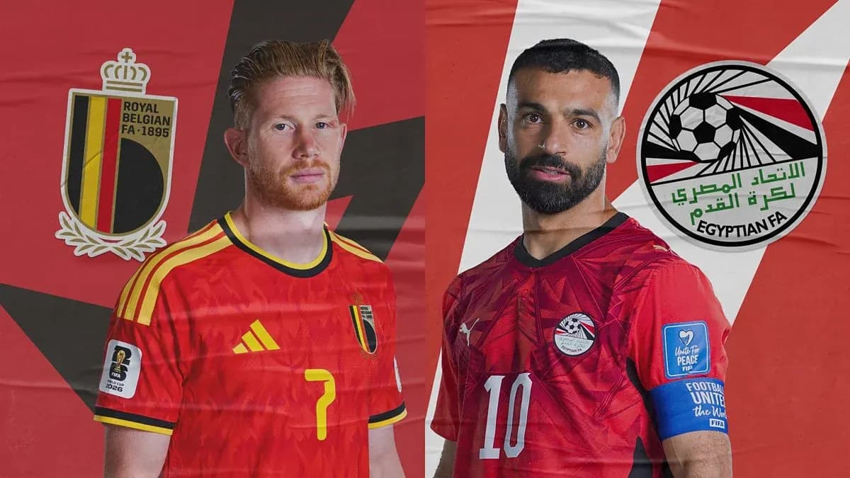 Kevin De Bruyne y Mohamed Salah en el partido
