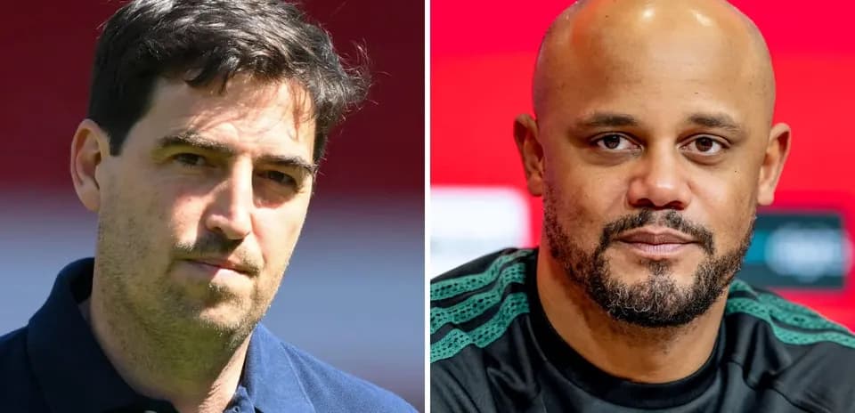 Entrenadores de fútbol en conferencia de prensa