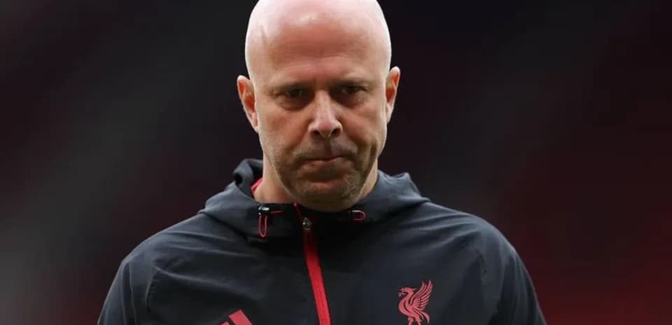 Entrenador de Liverpool F.C. en el campo