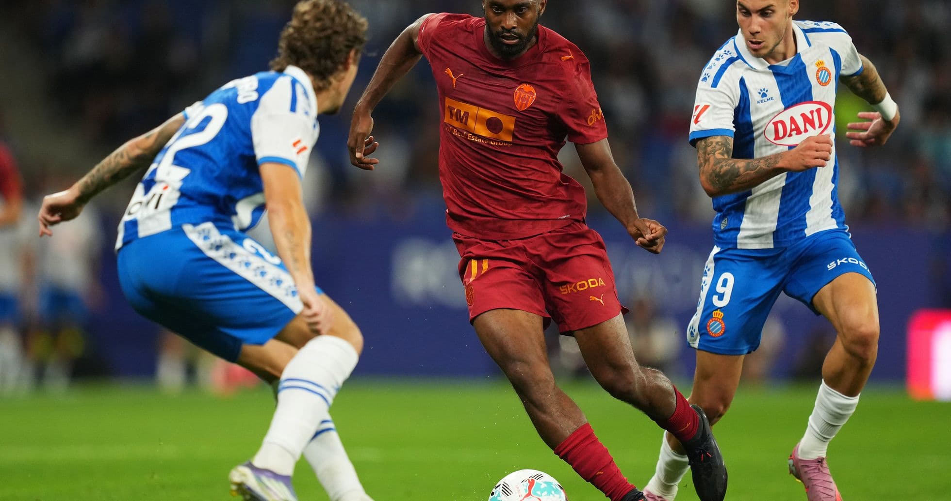 Valencia vs Espanyol: Duelo Clave en La Liga.jpg