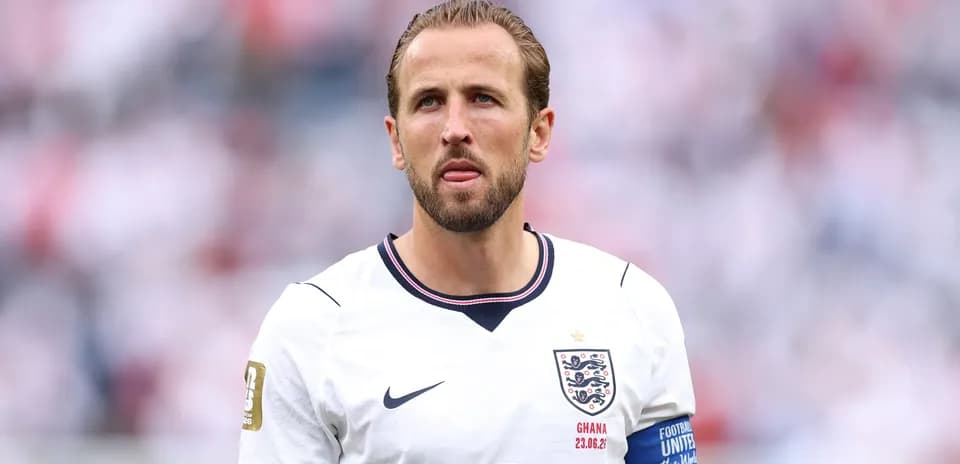 Jugador de Inglaterra en partido de fútbol