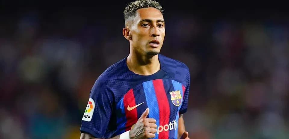 Jugador de Barcelona en acción durante un partido
