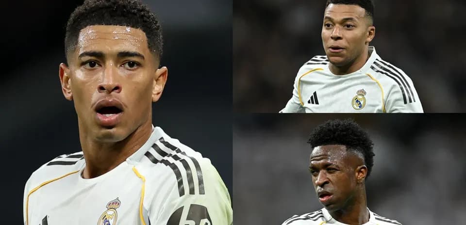 Tres jugadores de Real Madrid en el campo