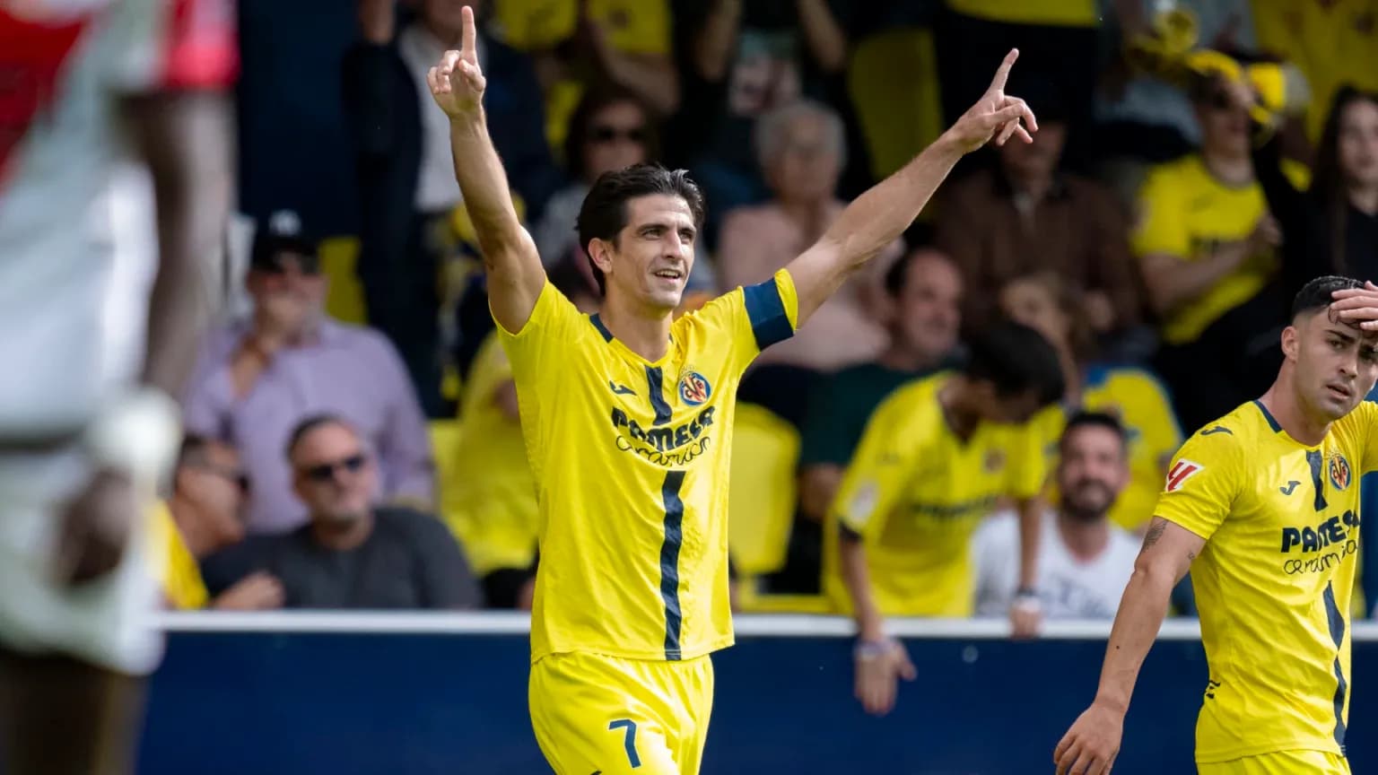 Jugador de Villarreal celebrando un gol