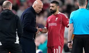 Liverpool arrasa a Galatasaray y espera a PSG en cuartos