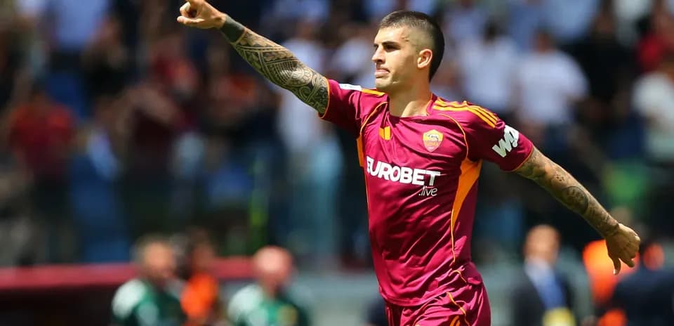 Jugador de AS Roma celebrando un gol