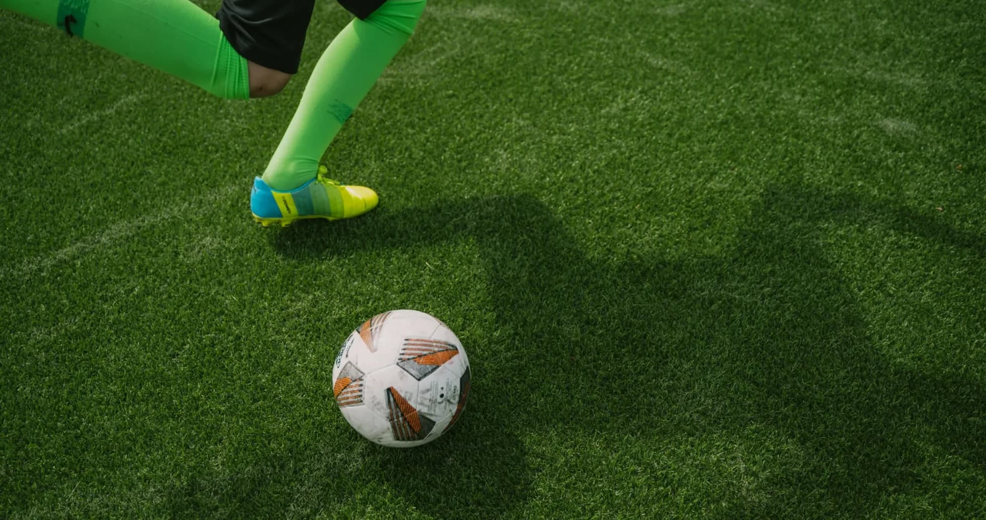 Toluca supera a Club América 2-0 en emocionante victoria.webp