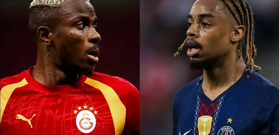 Jugadores en acción, uno con camiseta roja y otro azul