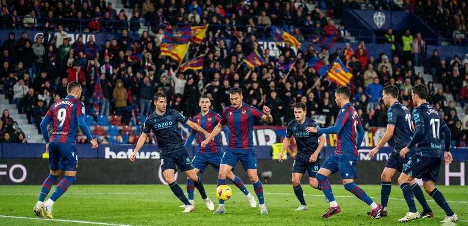 Real Sociedad favorita para vencer a Levante en La Liga.jpg