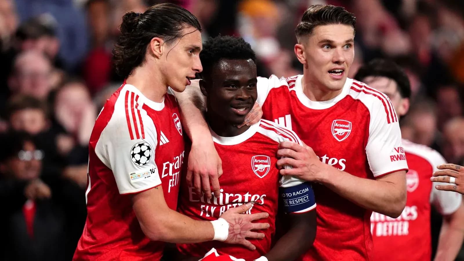 Jugadores del Arsenal celebrando un gol en el partido
