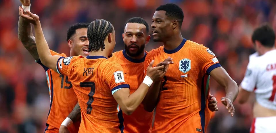Jugadores de los Países Bajos celebrando un gol