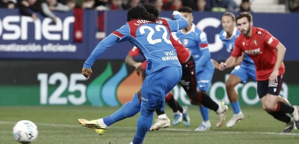 Lanzamiento de penalti en partido de La Liga